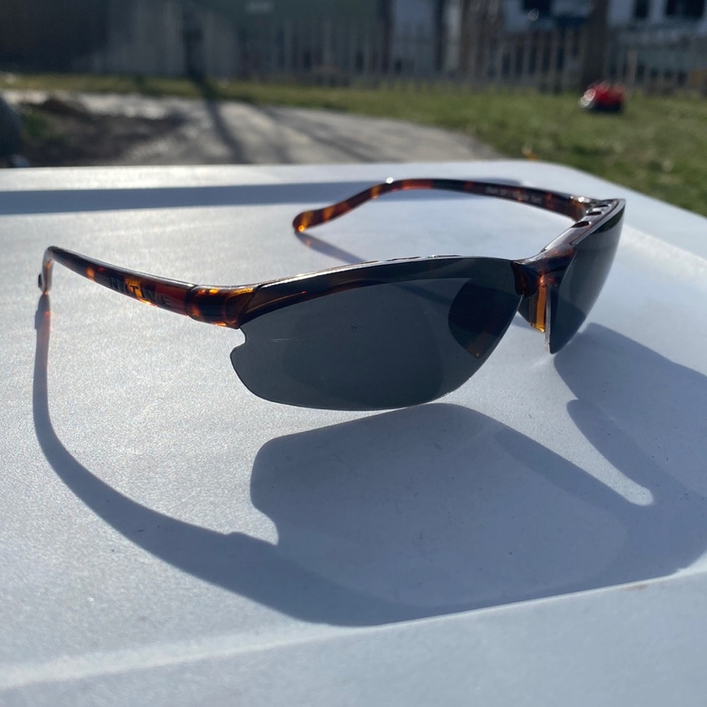 Native Dash XP maple tort polarized sunglasses